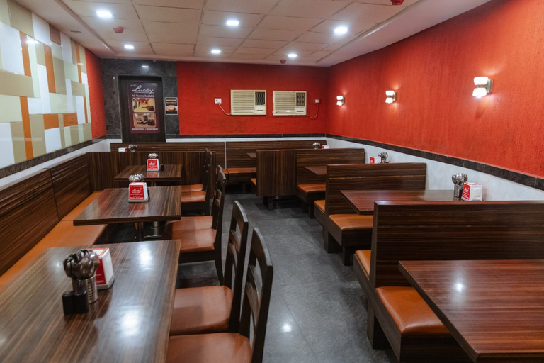 Food & Drinks 5, Hotel Lucky Bandra, Mumbai Suburban