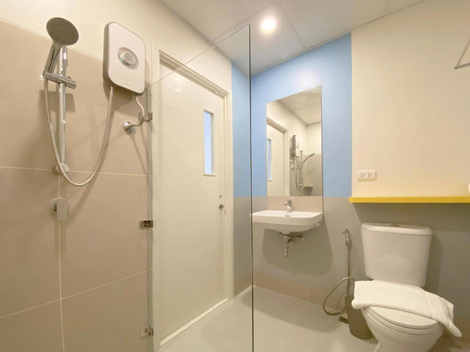 Bathroom, HOP INN Bangkok Krung Thonburi Station, Khlong San