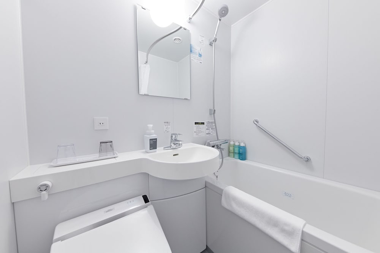 Bathroom 4, Sotetsu Fresa Inn Yodoyabashi, Osaka