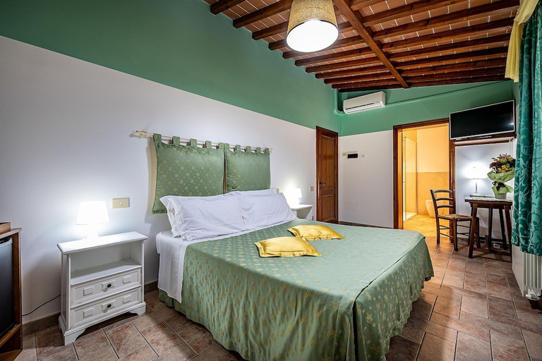 Bedroom 3, AGRITURISMO CESANI, Siena