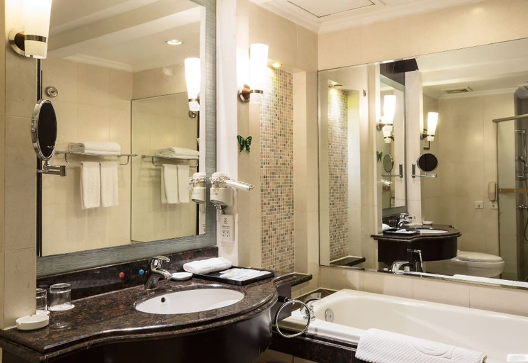 Bathroom 3, City Hotel, Foshan
