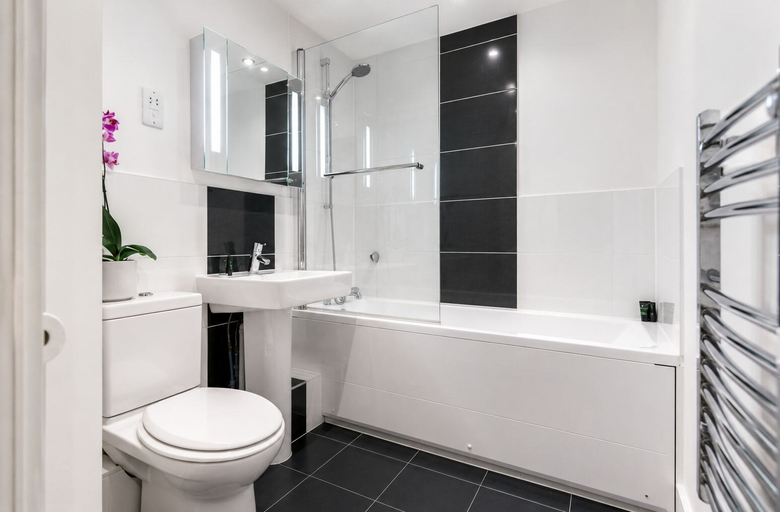 Bathroom 3, Roomspace Apartments -Capitol Square, Surrey