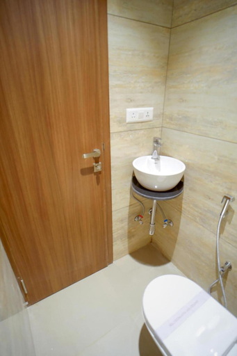 Bathroom 3, Hotel Four Element, Varanasi