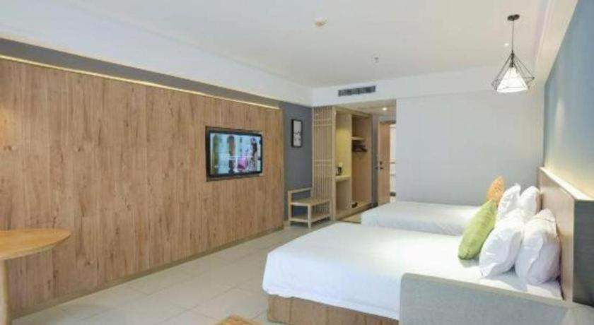 Bedroom 2, Sanya Bao Sheng Seaview Hotel, Sanya