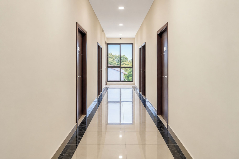 Lobby 5, Hotel O near Pelabuhan Pangkal Balam for, Pangkalpinang