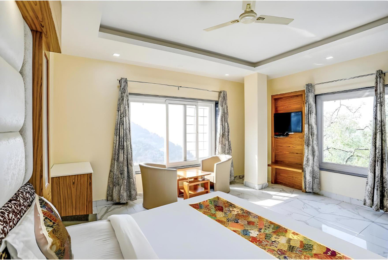 Bedroom 2, Hotel Woods View, Dehradun