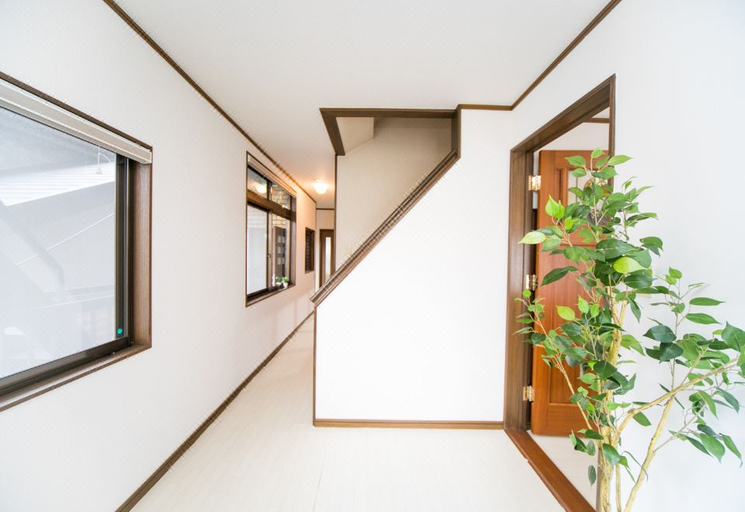 Others 5, 7 min to JR Yokkaichi STN Large House, Yokkaichi