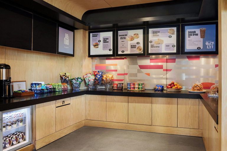 Food & Drinks 5, Aloft by Marriott Leawood-Overland Park, Kansas City