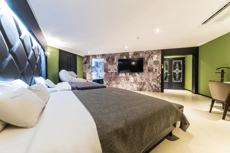 Bedroom 2, Siheung Zaza, Siheung