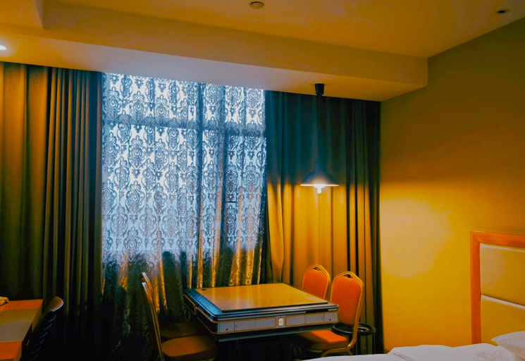 Bedroom 2, Rezen Select Hotel Shanghai Hongqiao Hub, Shanghai