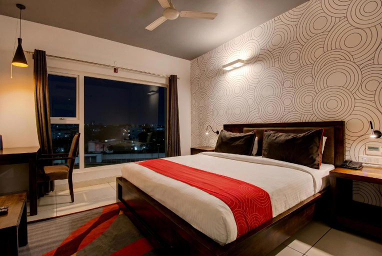 2, Super Townhouse Ulsoor Near Halasuru Metro Station, Bangalore