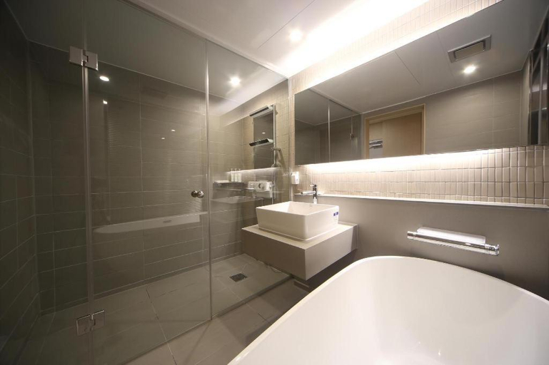 Bathroom 3, Hound Hotel Sajik Minam Station, Dongnae