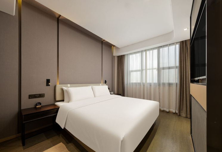 Bedroom 2, Atour Hotel Changzhou Railway Station South Street, Changzhou