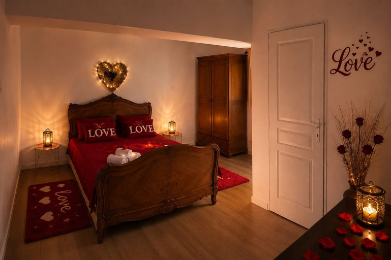 Bedroom 2, Le Presbytère, Sarthe