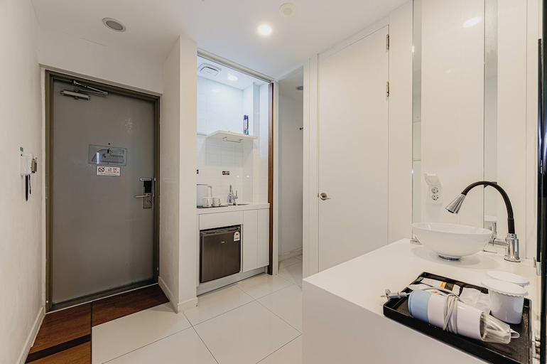 Bathroom 3, Hamdeok Beach Stay Jeju, Jeju