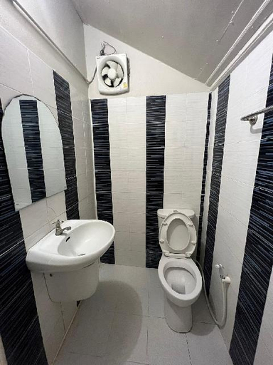 Bathroom 3, Tungdindum Farm Stay, Muang Nakhon Pathom