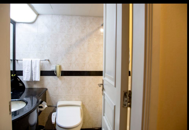 Bathroom 4, Plaza International Hotel Zhejiang, Hangzhou