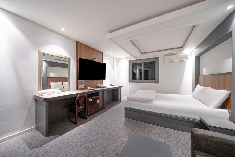 Bedroom 4, Daegu Seongseo PAPAGO Hotel, Chilgok