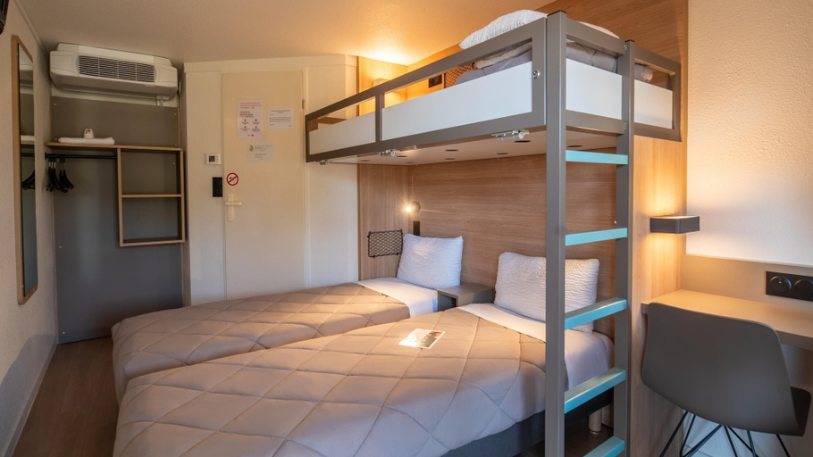 Bedroom 4, Premiere Classe Limoges Nord, Haute-Vienne