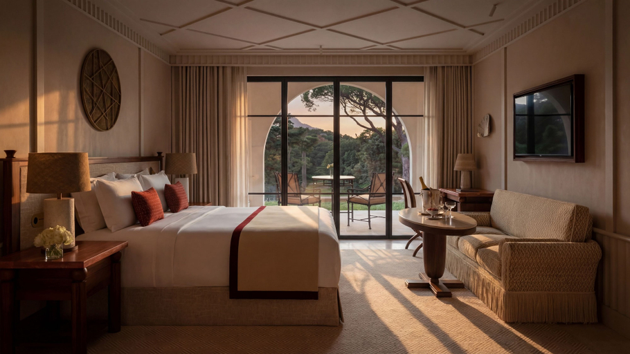 Room, Nolinski Golfe de Saint-Tropez, Var