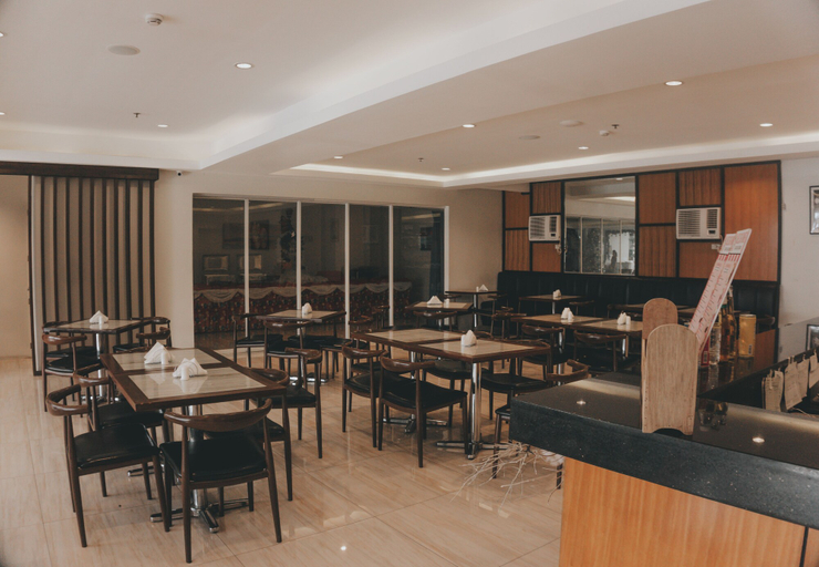 Food & Drinks 4, NS Royal Hotel -city Center Cebu, Cebu City