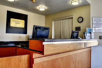 Others 2, OYO Woodland Hotel and Suites, Cowlitz