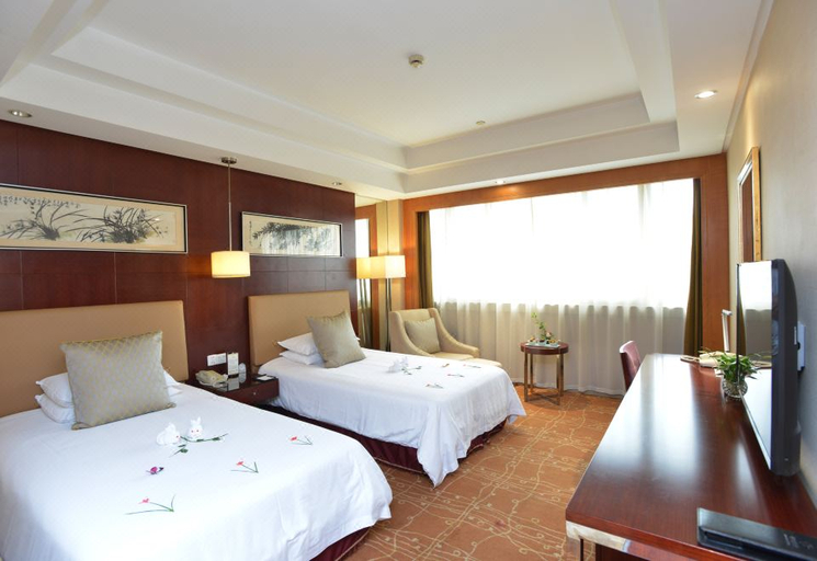 Bedroom 3, Shengzhou Hotel, Shaoxing