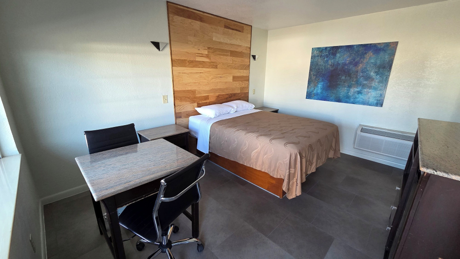 Room 1, Flamingo Motel, El Paso