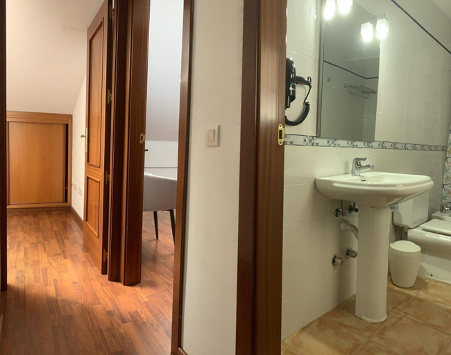 Bathroom, Charming 2-bedroom Artenara Home, Las Palmas
