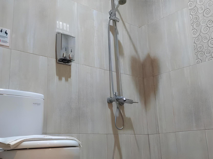 Bathroom 3, Arilla Eclat, Sleman