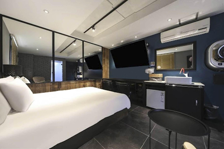 Bedroom 2, Wangsimni FULLMOON, Seongdong