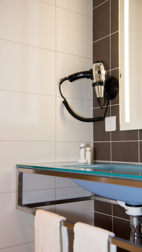 Bathroom, The Bowling Hotel, Nyon