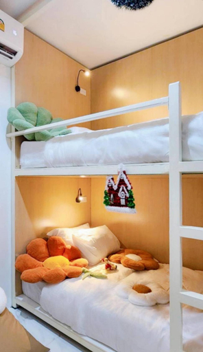 Bedroom 2, Airhub Hostel Phuket Airport, Phuket Island