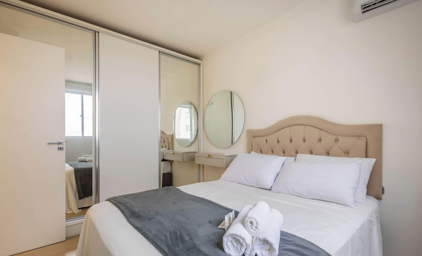 Room 4, Apt w/ BBQ & Balcony, 400m From the Beach Leaa0506, Piçarras