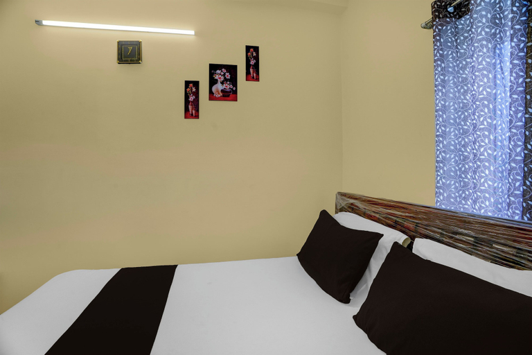 Room 4, Collection O Shriram Gateway Road, Kancheepuram