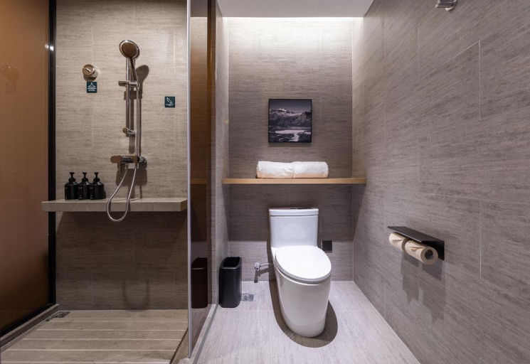 Bathroom 3, Atour Hotel Xuzhou Pei County Dongfeng Road, Xuzhou
