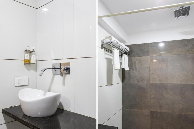 Bathroom 4, Solaris Hotel and Club, Indore