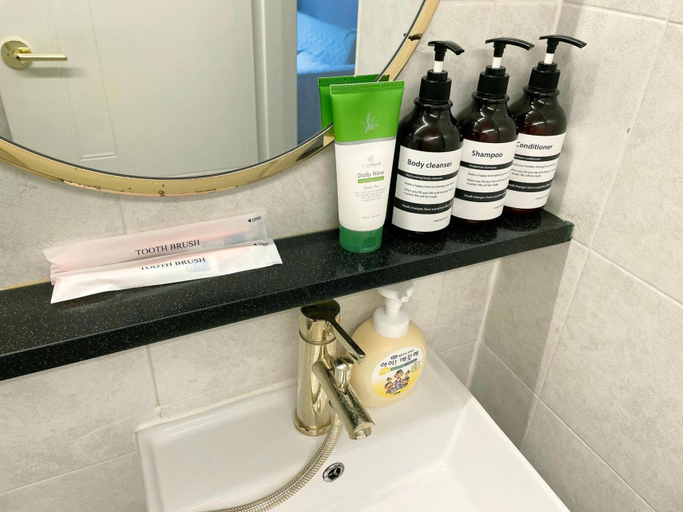 Bathroom 3, MIHOJAE Seomyun, Busanjin