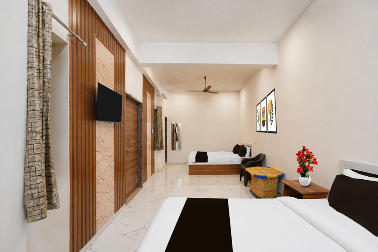 Room 4, Classic Super Hotel O Khatu Shyam Temple, Sikar