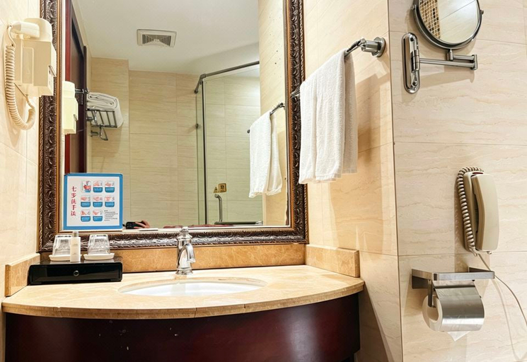 Bathroom 4, Gloria Resort Tianjin, Tianjin
