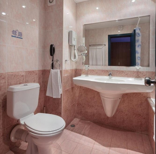 Bathroom 5, Aquamarine Hotel, Nesebar