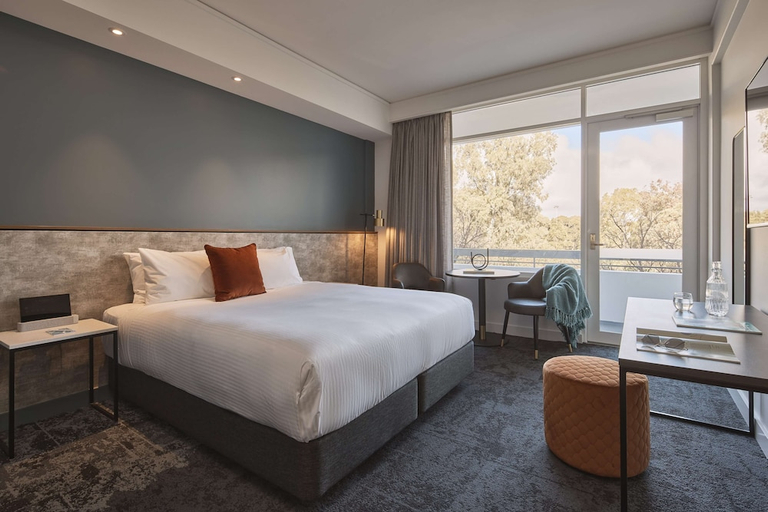 Bedroom 3, Hotel Alba Adelaide, Adelaide