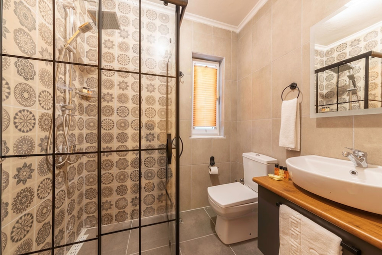 Bathroom 4, Apa Mountain Lodge, Antalya