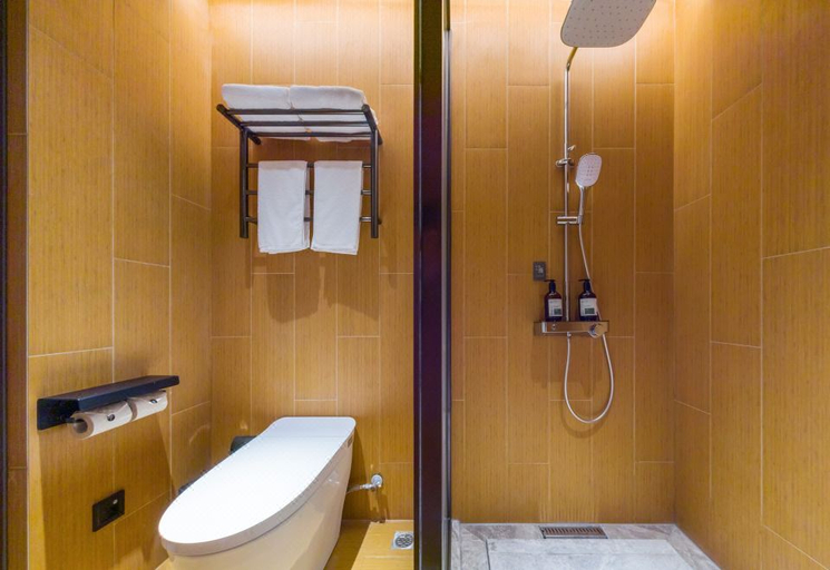 Bathroom 4, Ji Hotel Dongyang Headquarters Center, Jinhua