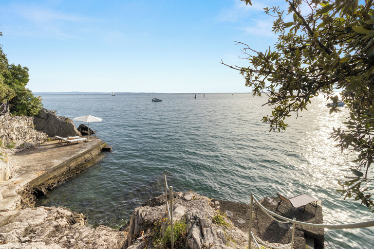 Interior 2, Private Bay Villa - for 10 pp, Private Pier, Trieste