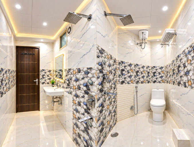 Bathroom 2, Hotel Happy Stay - Delhi Airport, Delhi