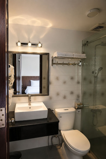 Bathroom 4, Nam Hai Hotel Con Dao, Ho Chi Minh City