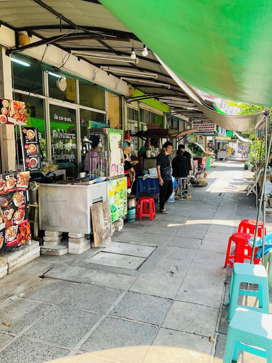 Food & Drinks 5, Impact Muangthong C1-C9 by Anna, Pak Kret