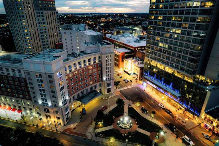 Exterior & Views 2, The Heldrich Hotel, Middlesex