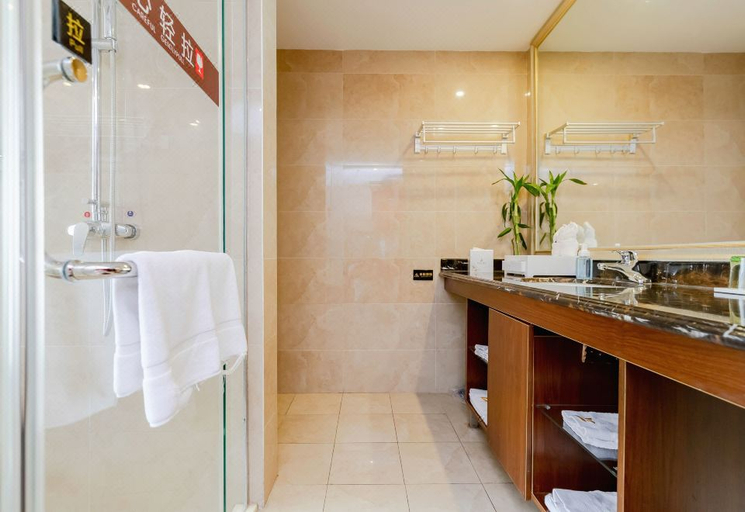 Bathroom 4, Lanting Hotel(Qionglai High-speed Railway Station, chengdu), Chengdu